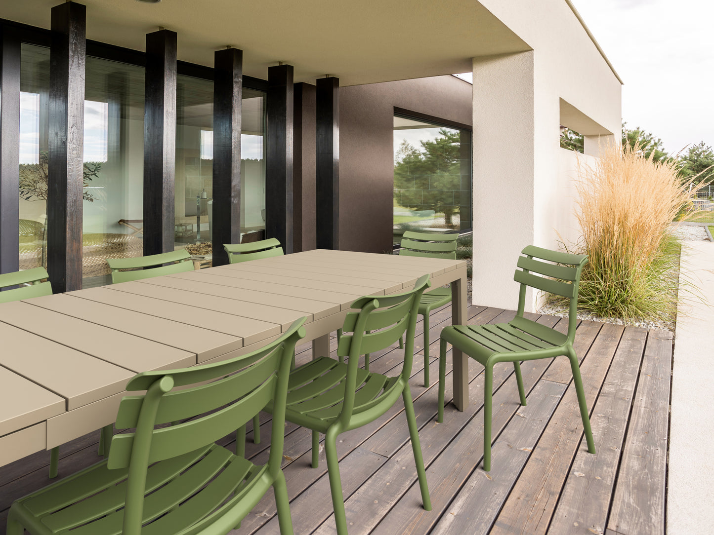 Sharpen Up Your Alfresco Dining Area